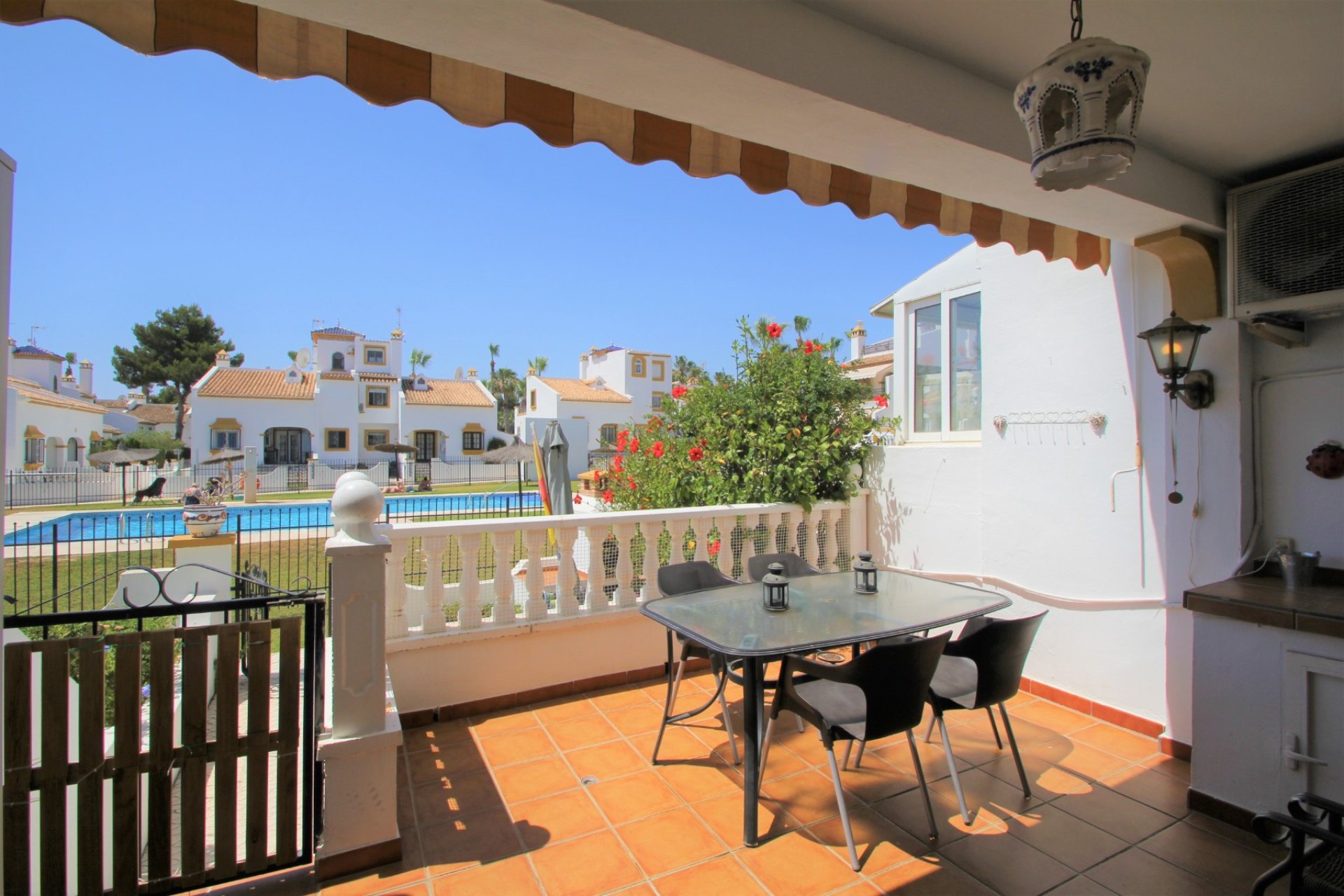 Resale - Villa -
Villamartin