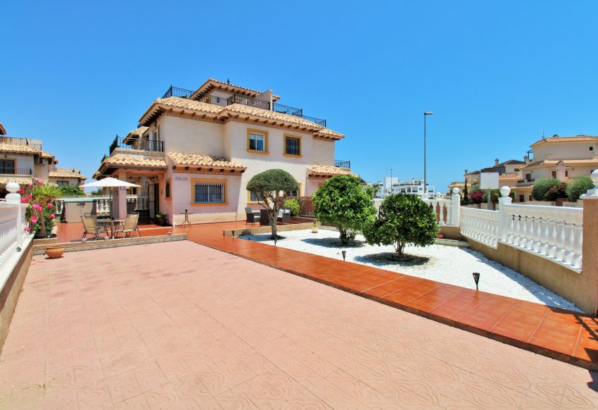 Reventa - Adosado -
La Zenia