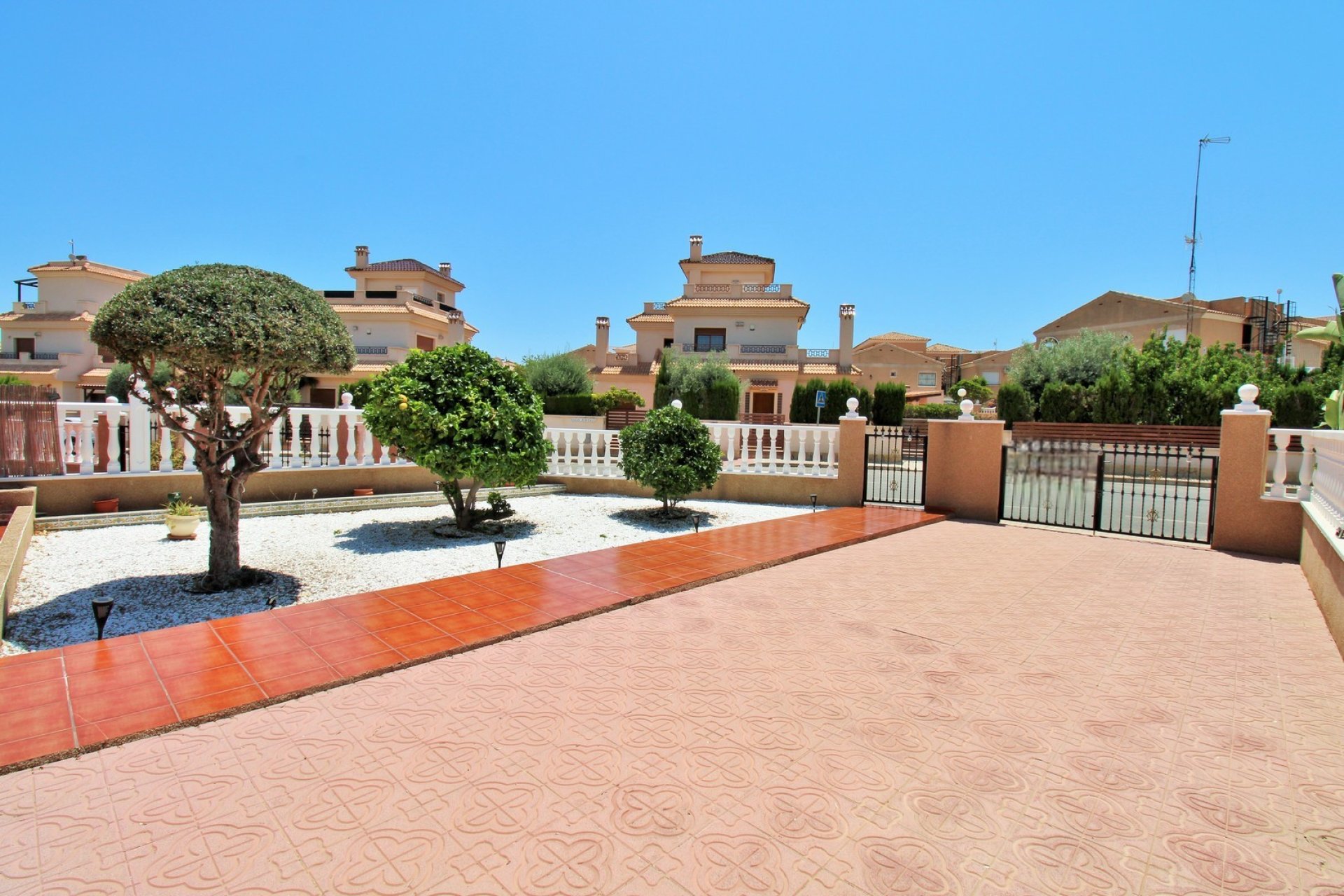 Reventa - Adosado -
La Zenia