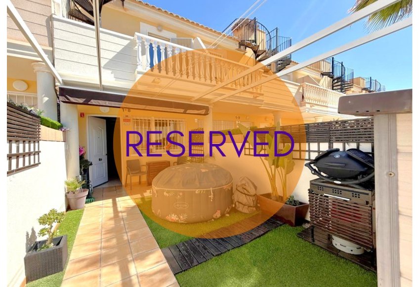 Reventa - Adosado -
Orihuela Costa - Lomas de Cabo Roig