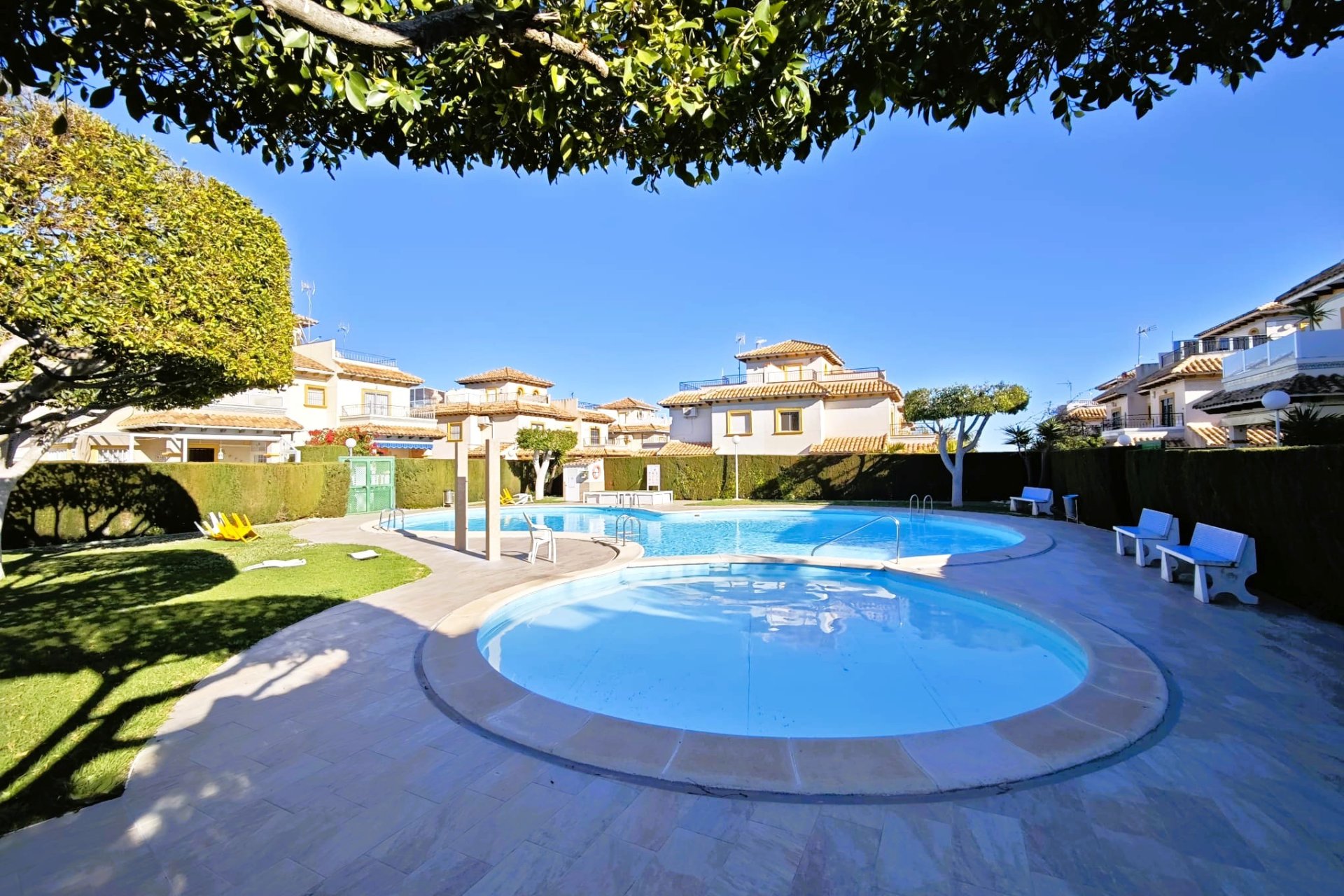 Reventa - Adosado -
Punta Prima - Rocio del Mar