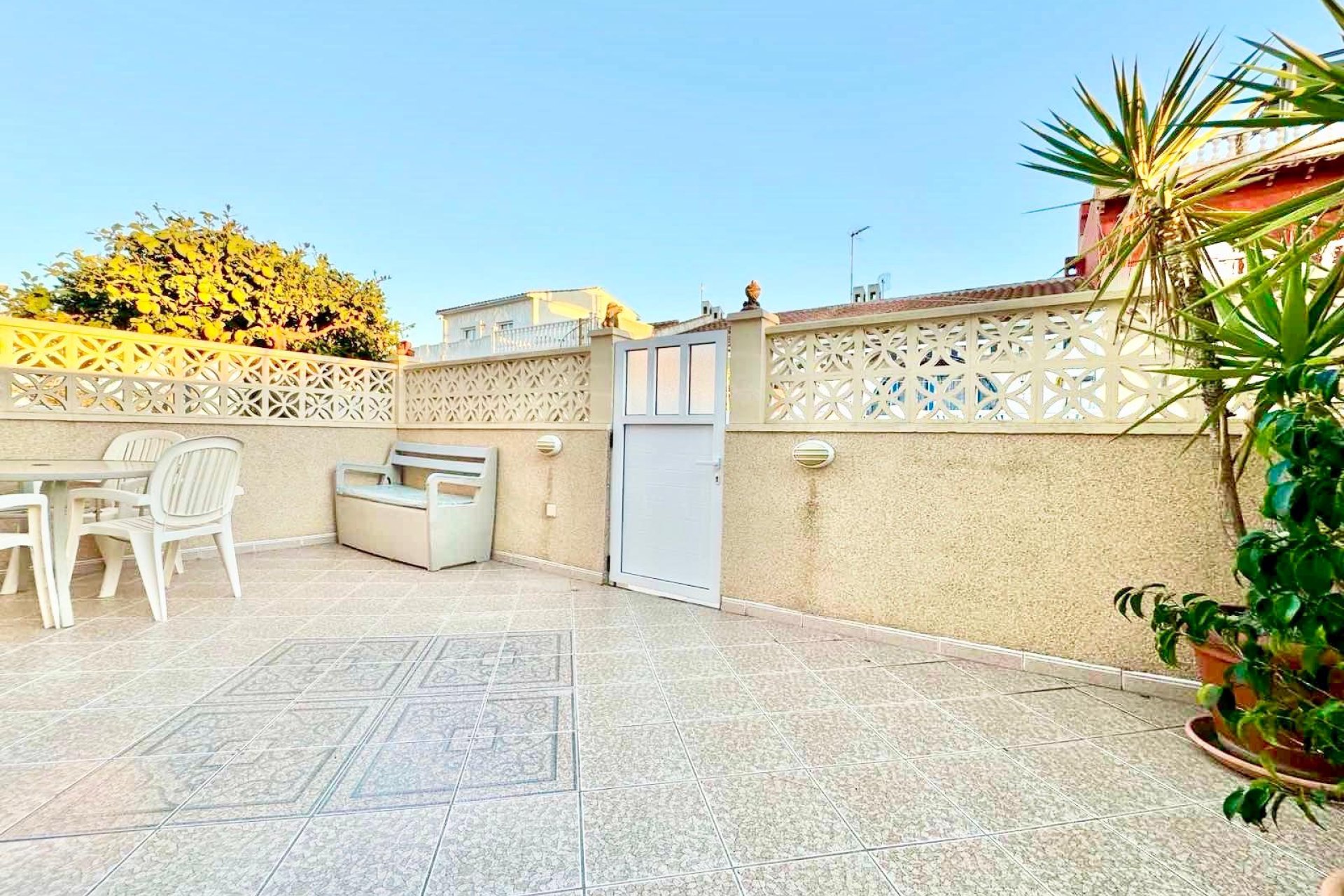 Reventa - Adosado -
Torrevieja - Costa Blanca