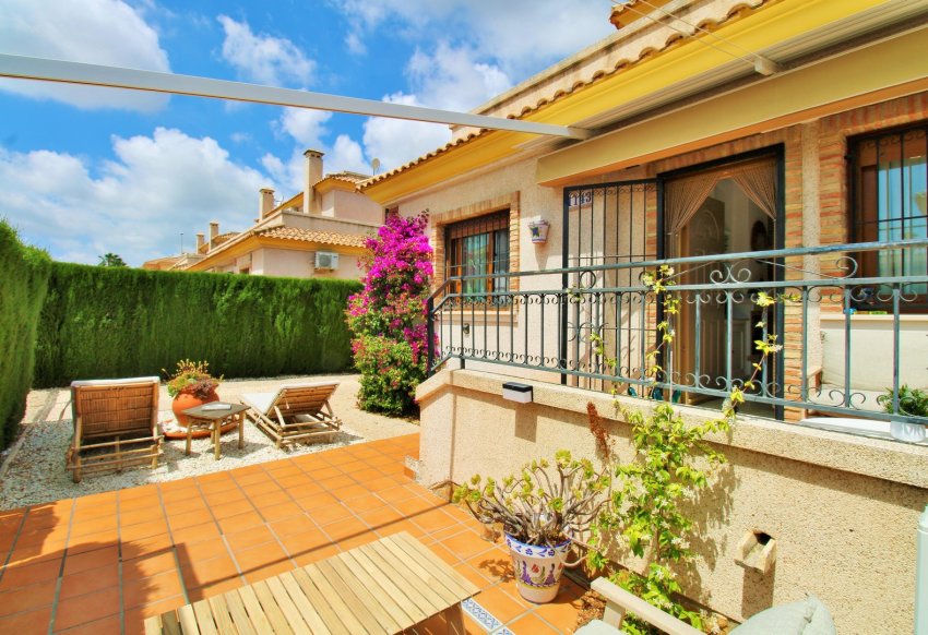 Reventa - Adosado -
Villamartín - PAU 8