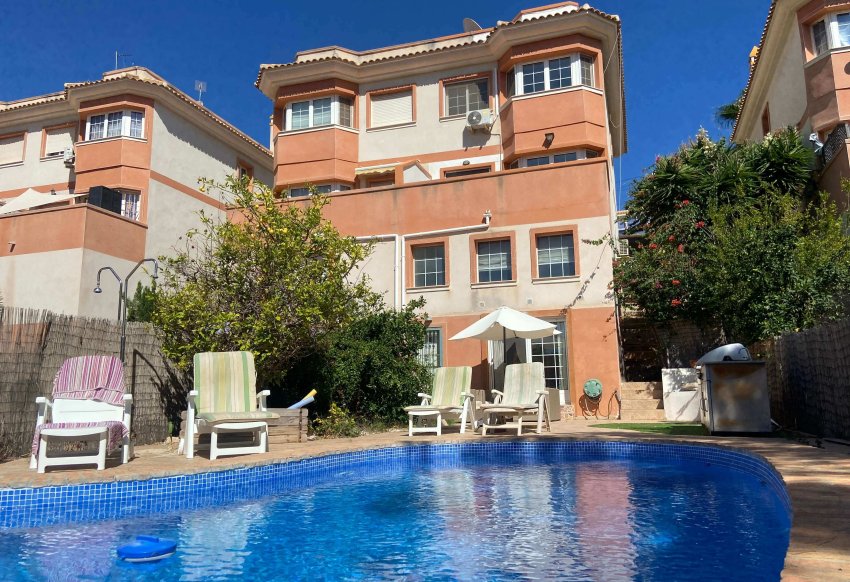 Reventa - Adosado -
Villamartín - Villamartin