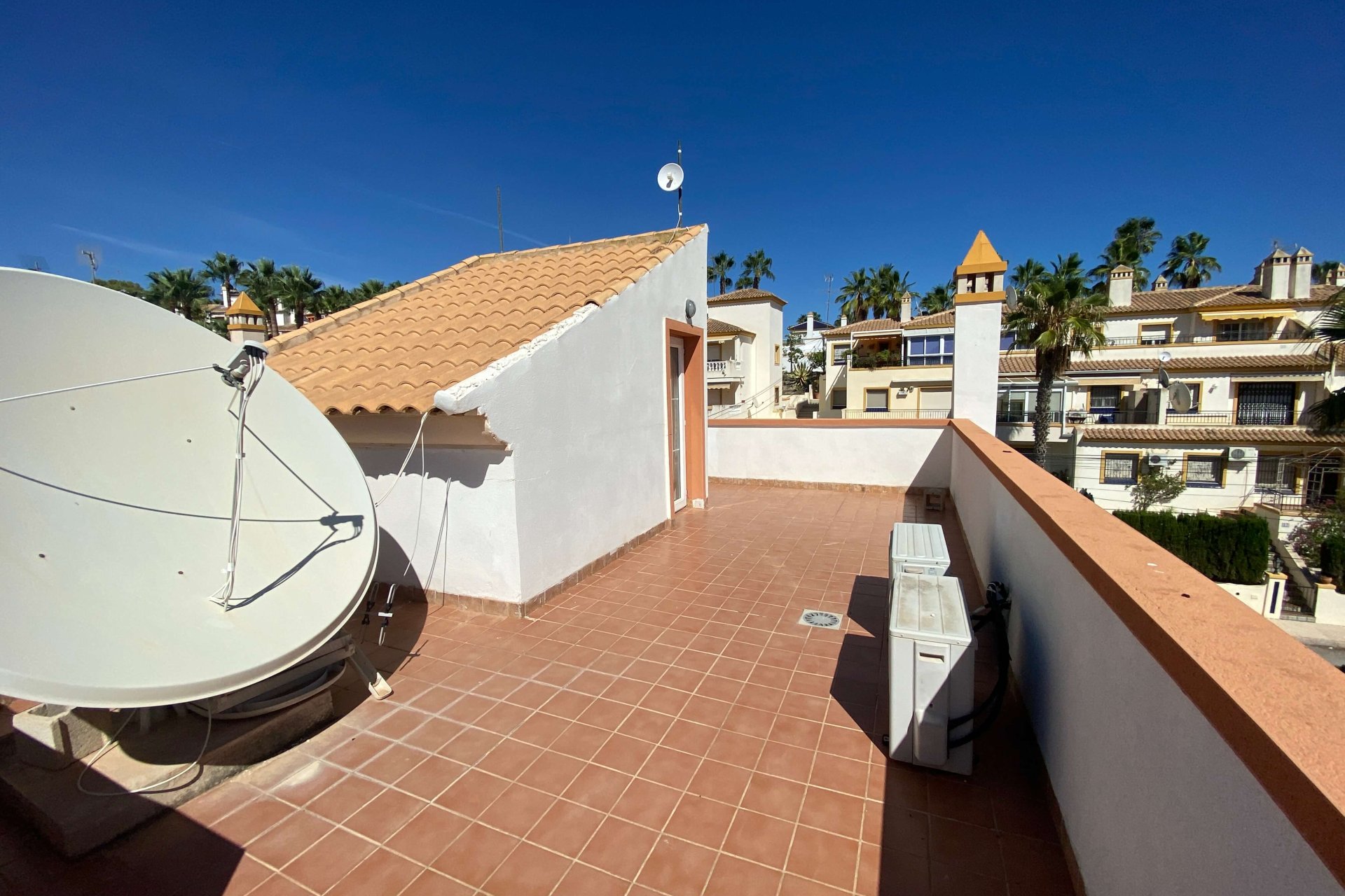 Reventa - Adosado -
Villamartín - Villamartin
