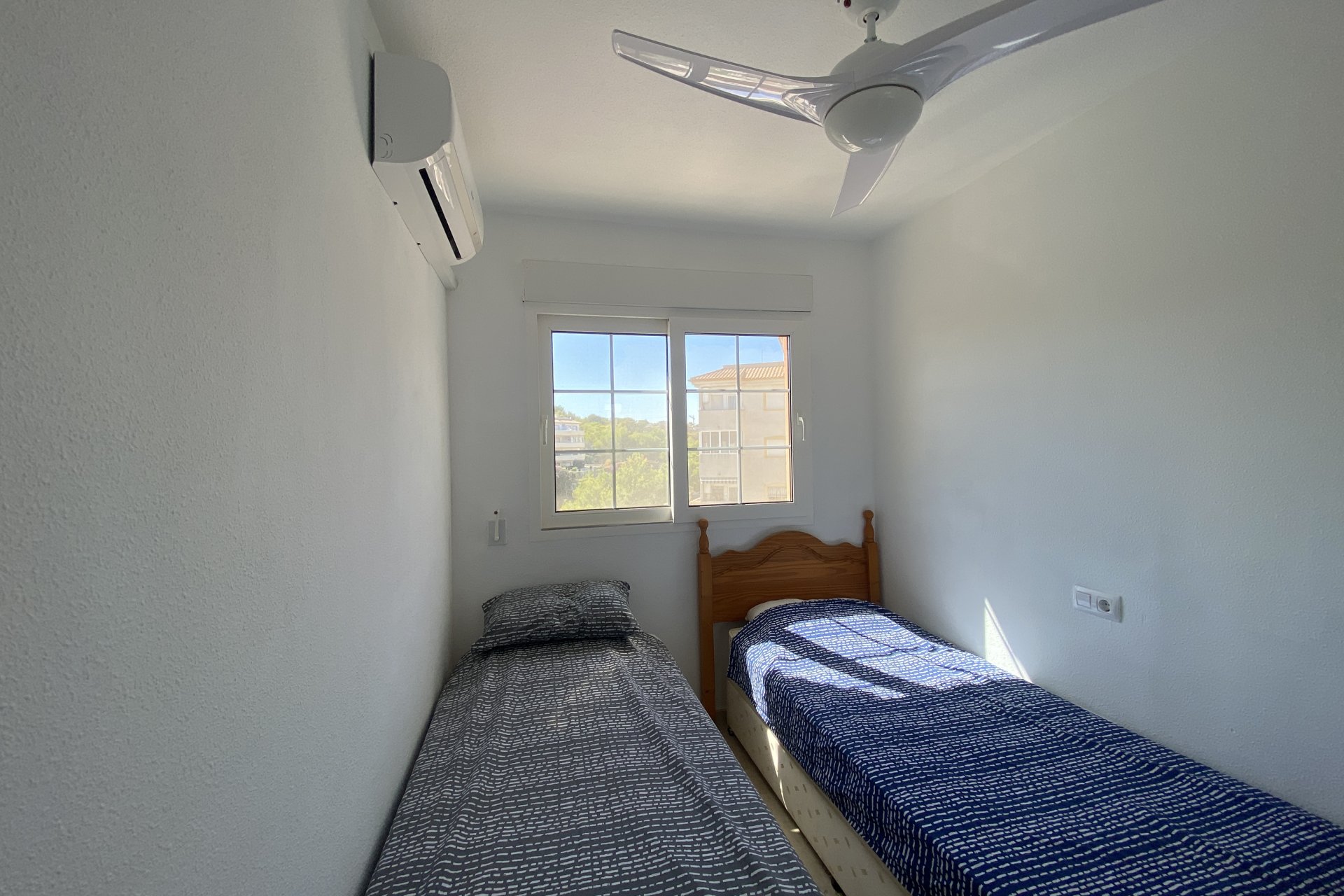 Reventa - Adosado -
Villamartín - Villamartin