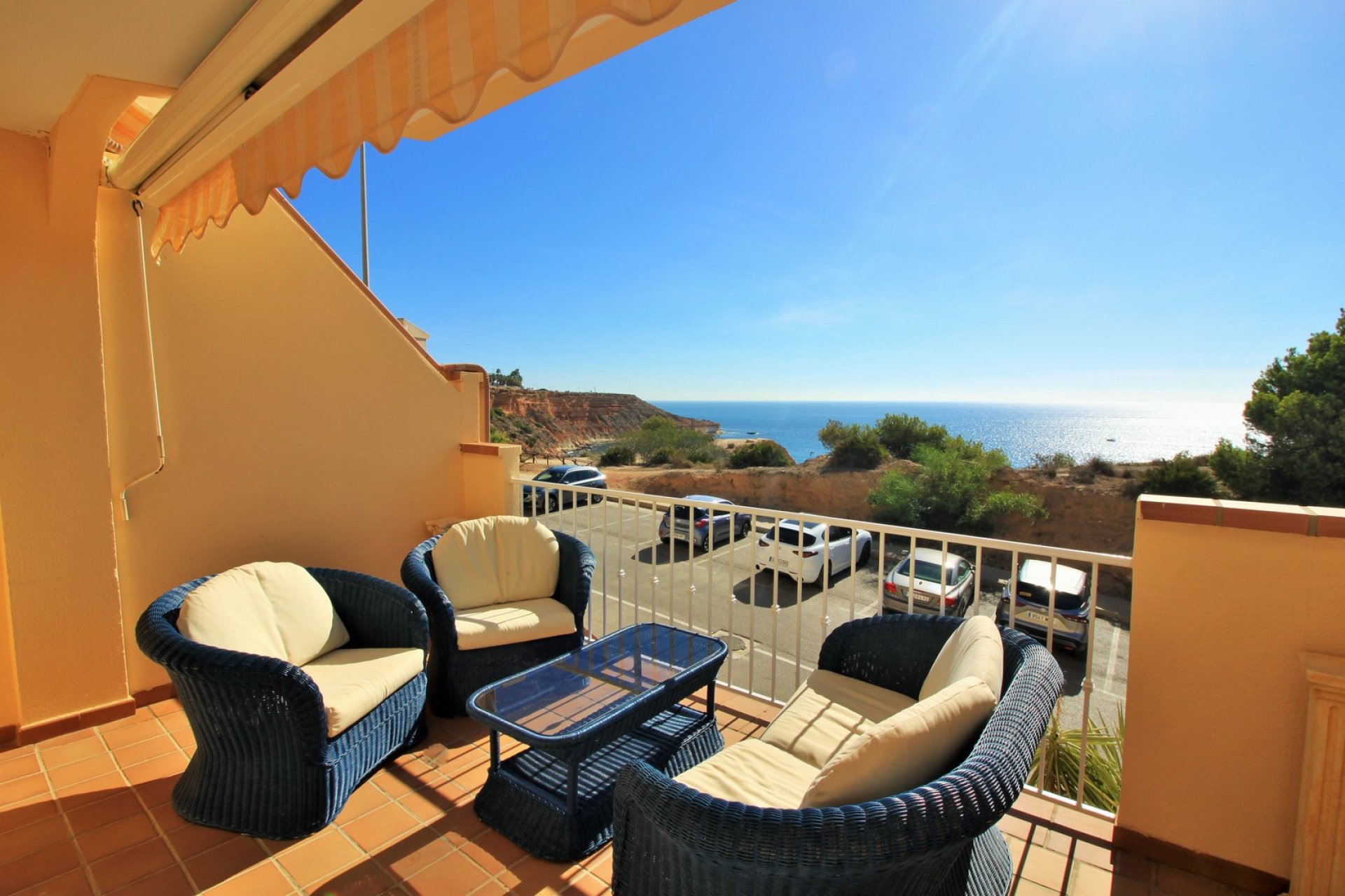 Reventa - Apartamento -
Cabo Roig