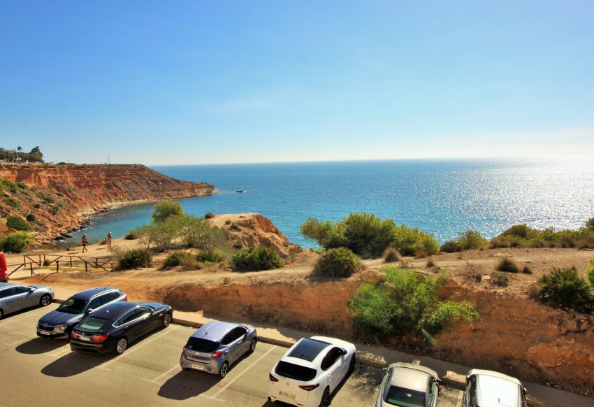 Reventa - Apartamento -
Cabo Roig