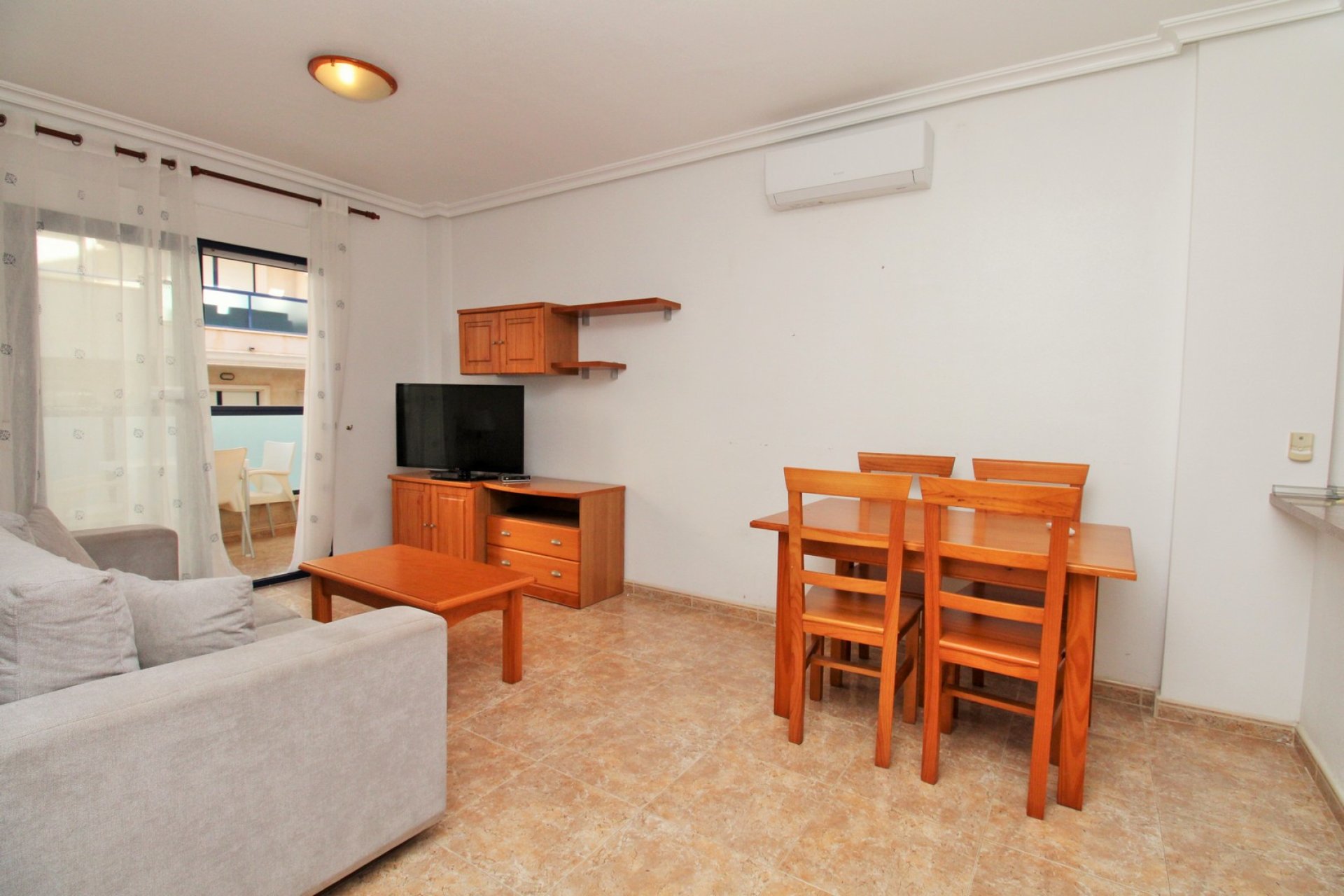 Reventa - Apartamento -
Cabo Roig