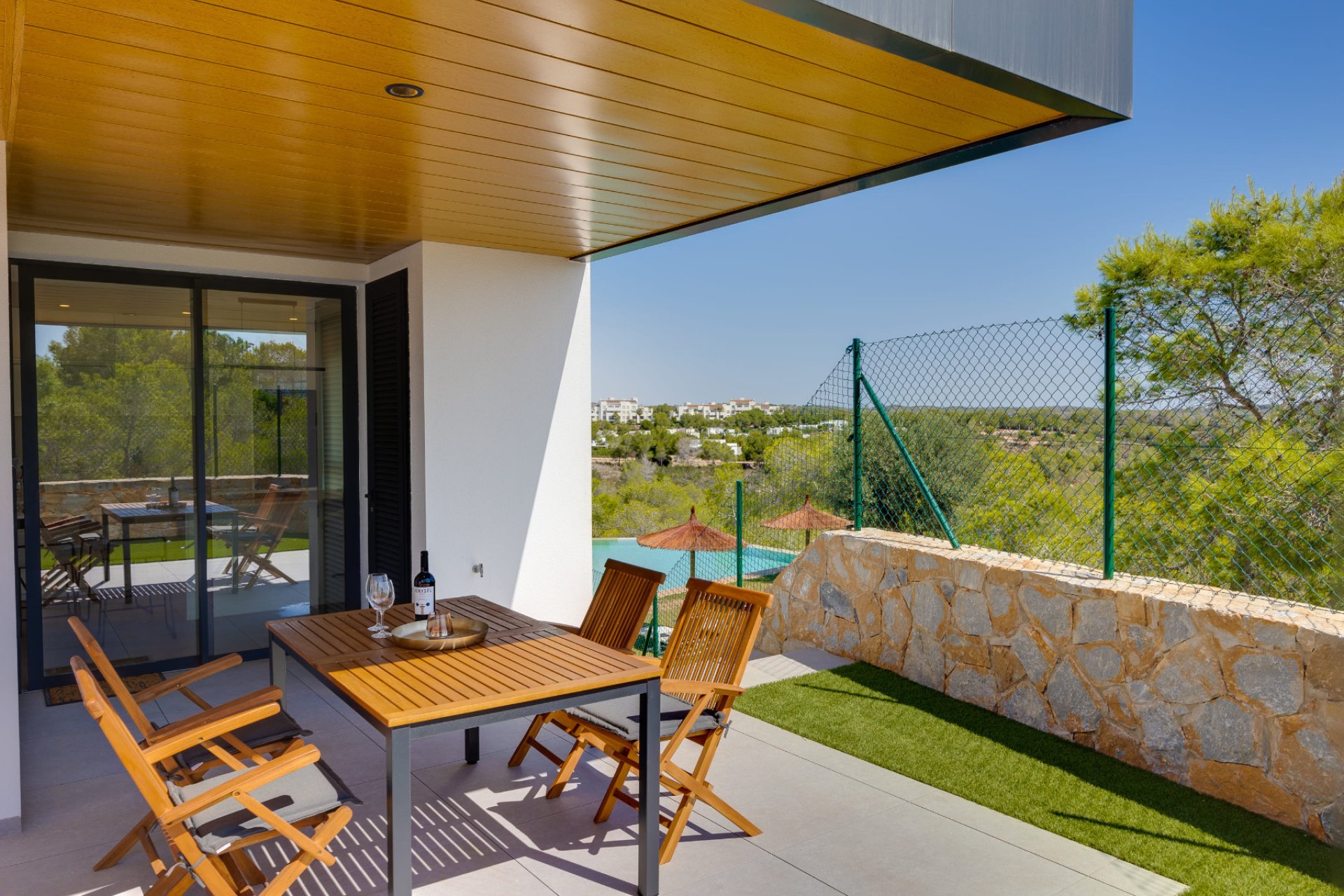 Reventa - Apartamento -
Campoamor - Las Colinas Golf and Country Club