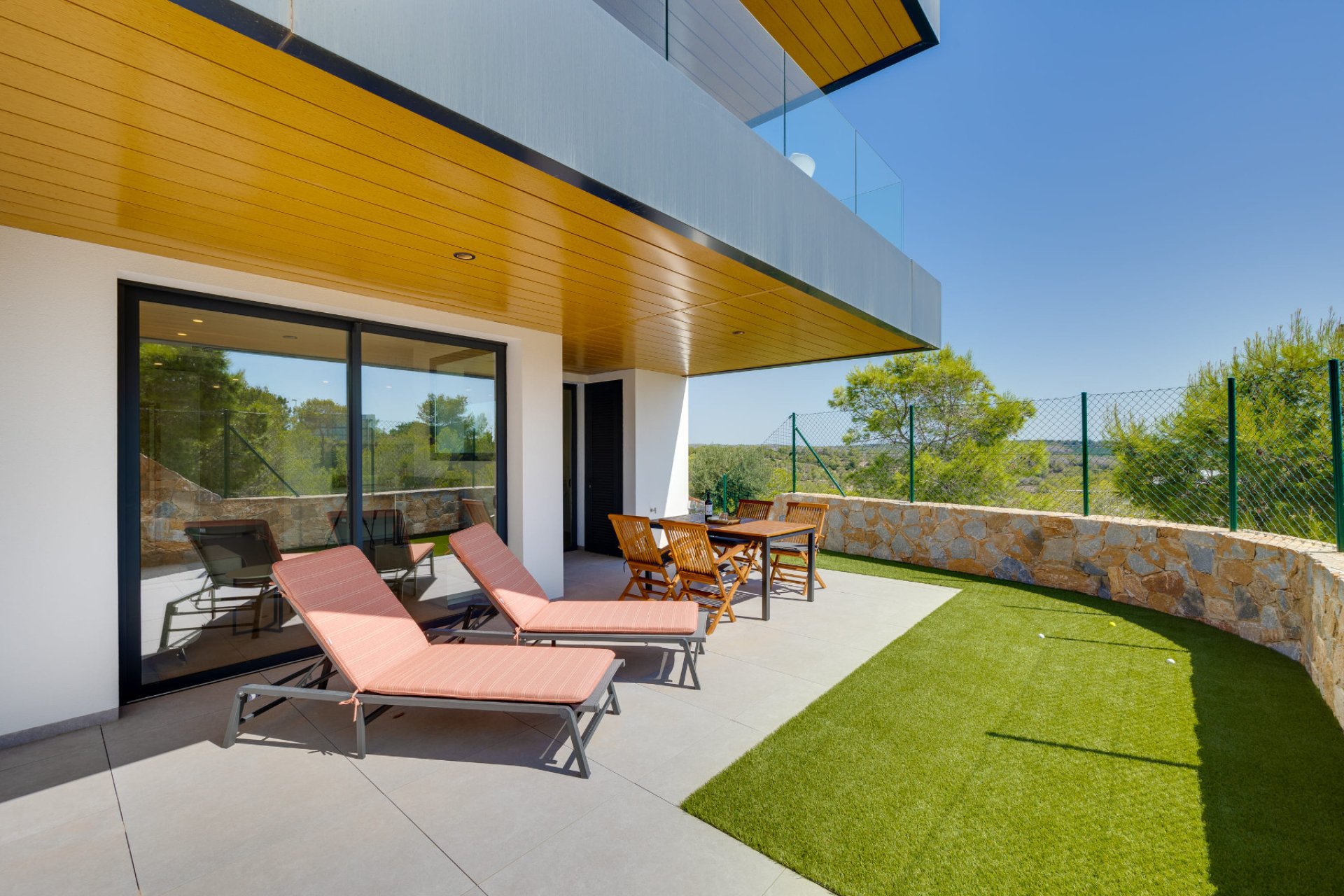 Reventa - Apartamento -
Campoamor - Las Colinas Golf and Country Club