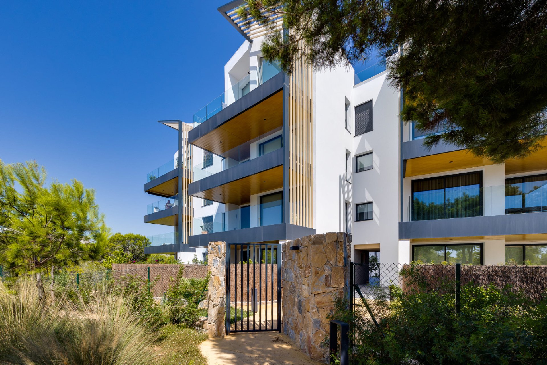 Reventa - Apartamento -
Campoamor - Las Colinas Golf and Country Club