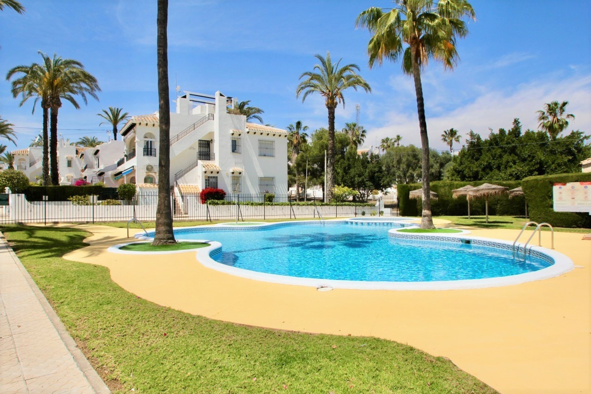 Reventa - Apartamento -
Orihuela Costa - Villamartín