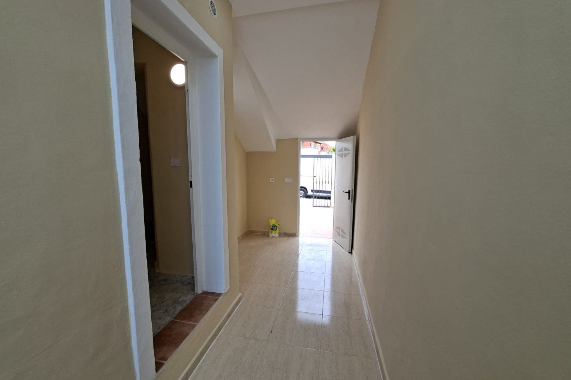 Reventa - Apartamento -
Playa Flamenca - Res. San Antonio