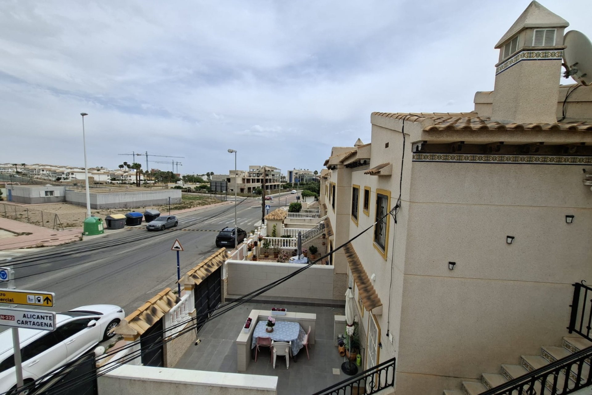 Reventa - Apartamento -
Playa Flamenca - Res. San Antonio