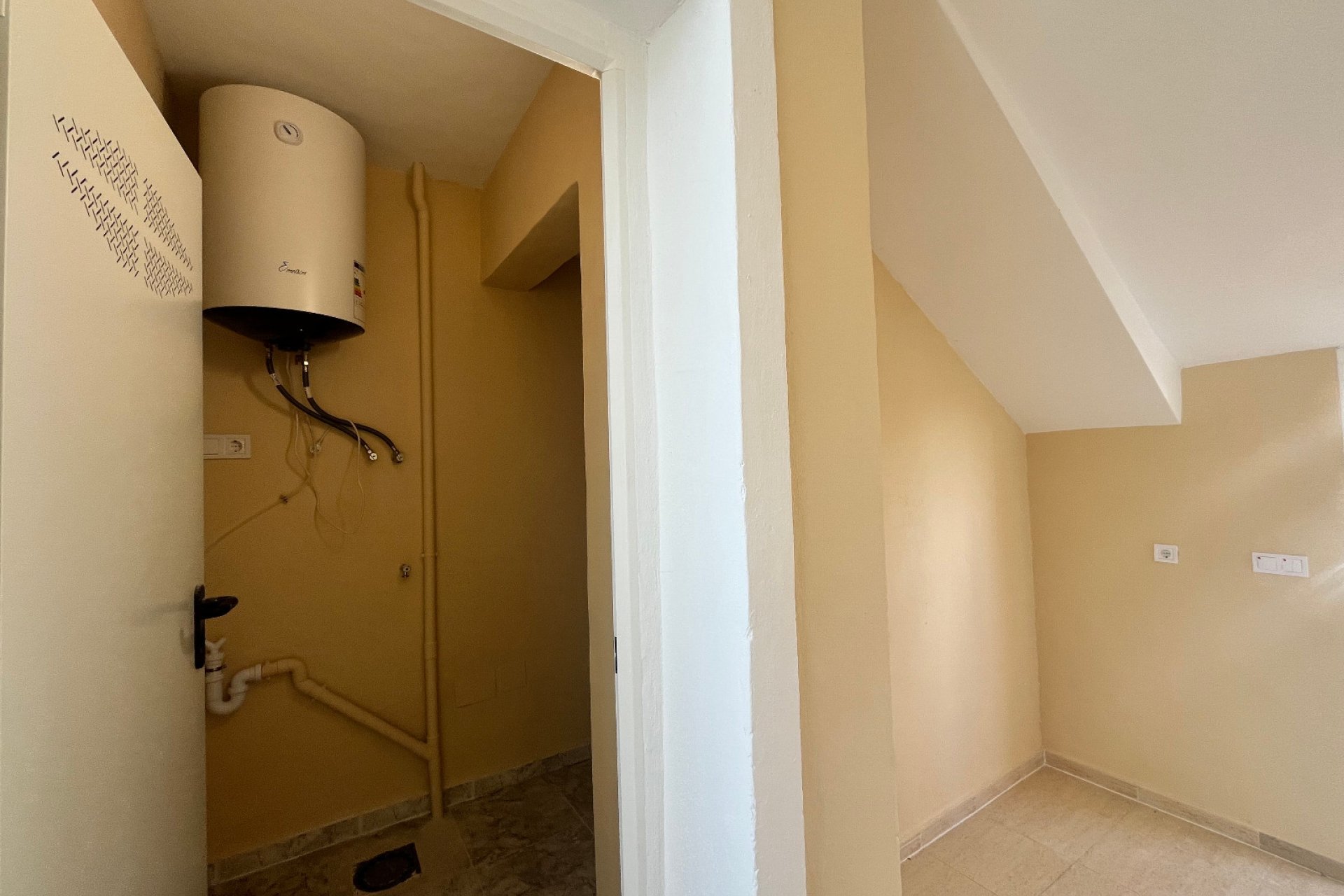 Reventa - Apartamento -
Playa Flamenca - Res. San Antonio
