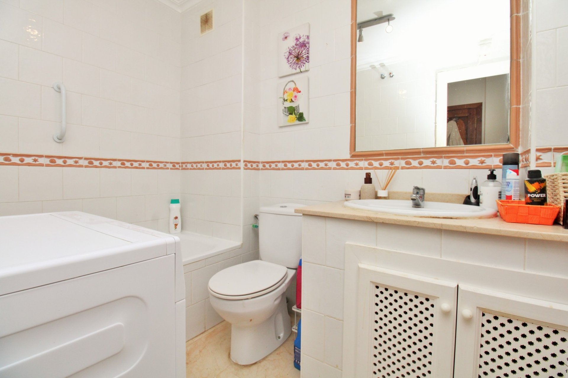 Reventa - Apartamento -
Playa Flamenca