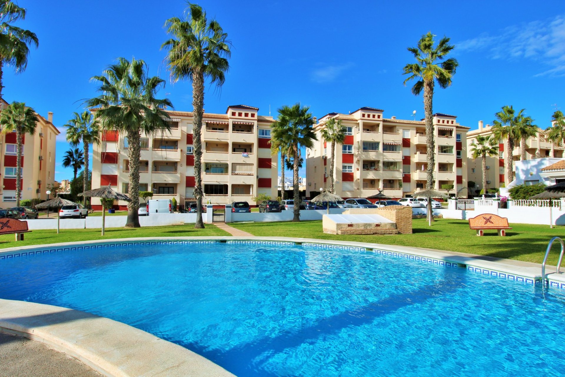 Reventa - Apartamento -
Playa Flamenca