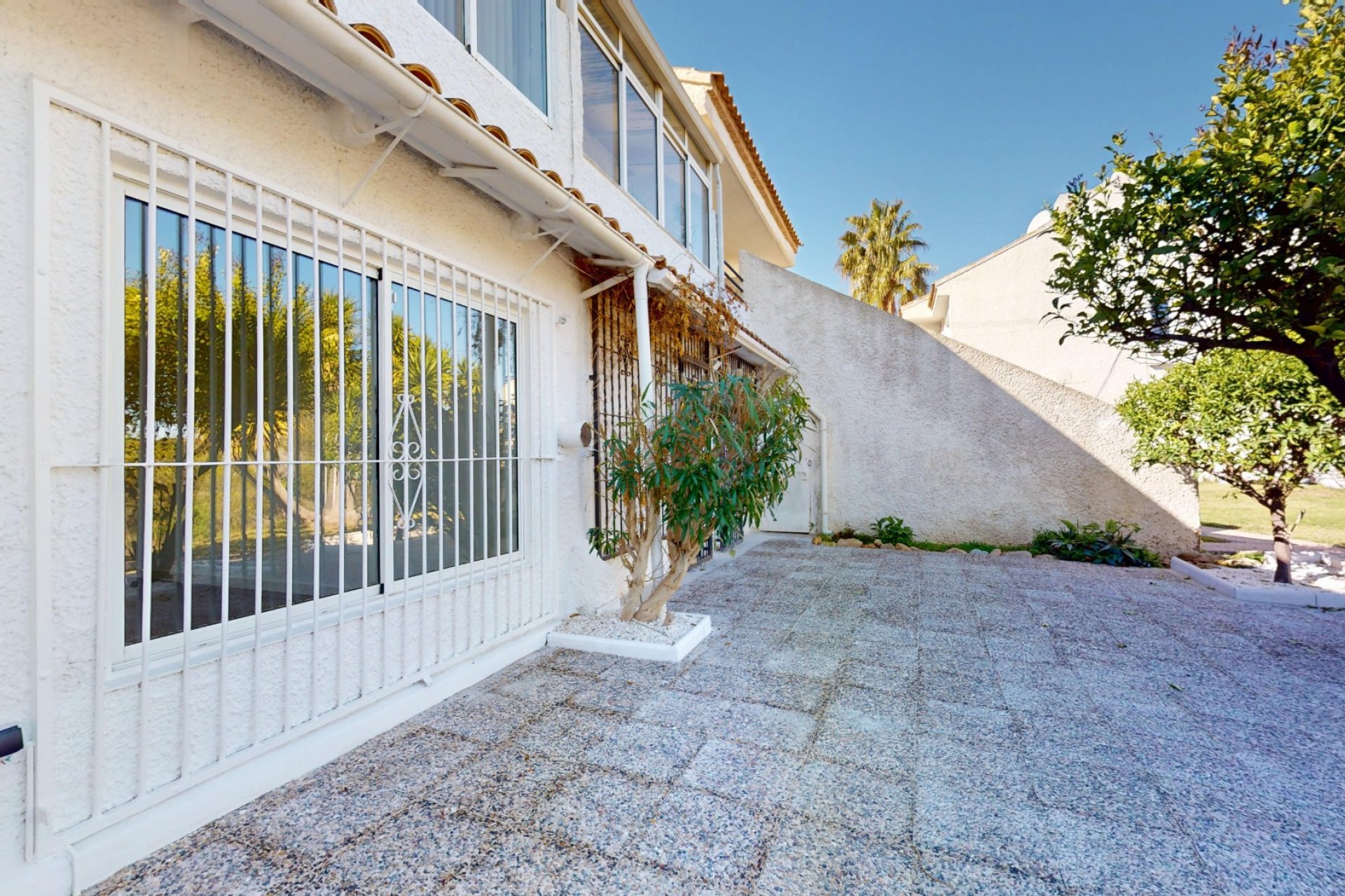 Reventa - Apartamento -
Villamartín - Costa Blanca