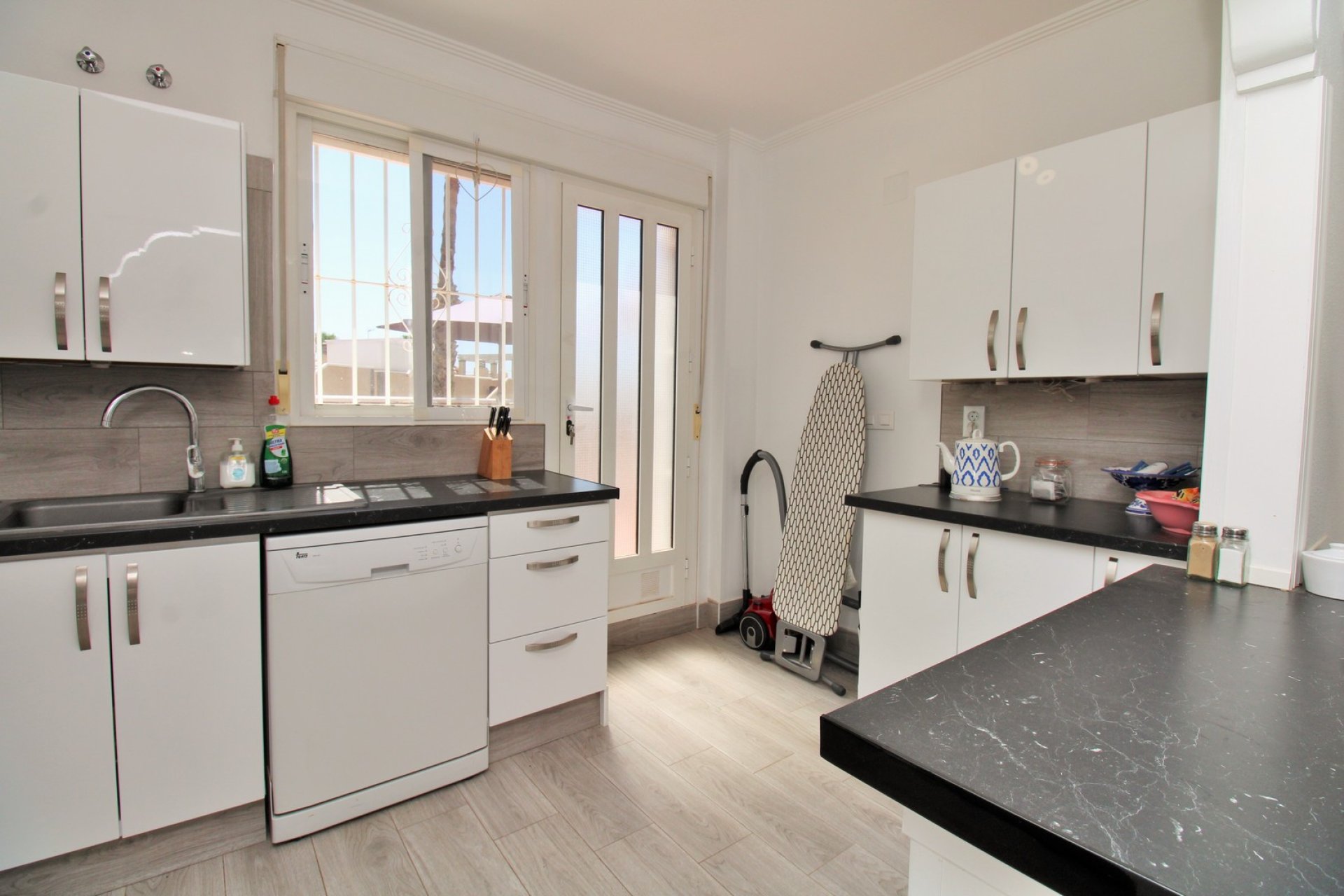 Reventa - Apartamento -
Villamartín - Las Violetas