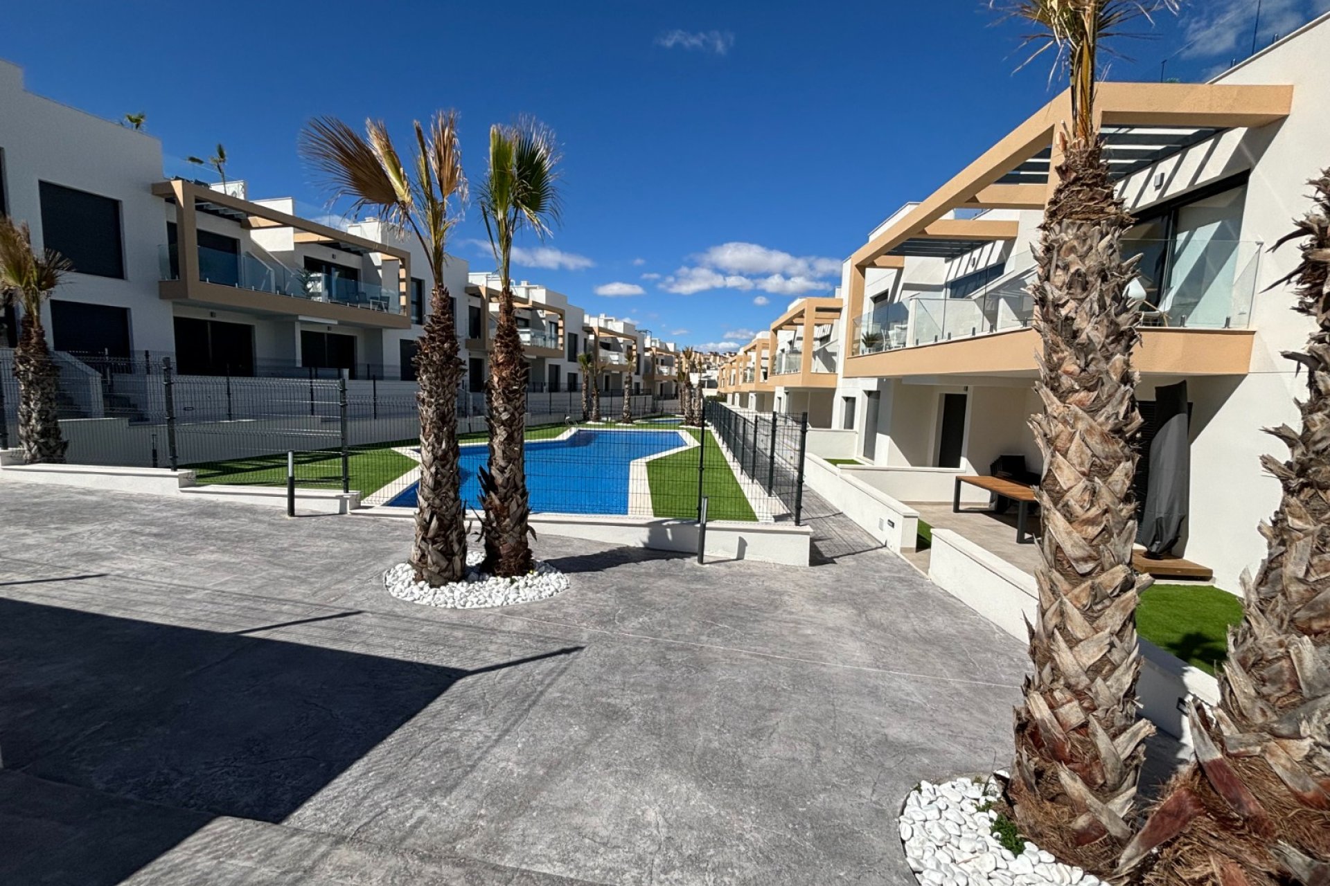 Reventa - Apartamento -
Villamartín - PAU 26