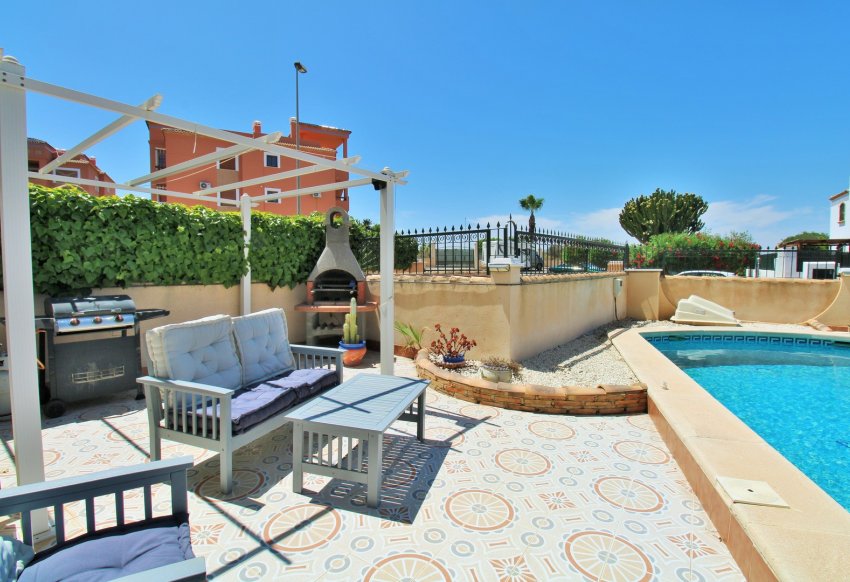 Reventa - Apartamento -
Villamartín - PAU 8