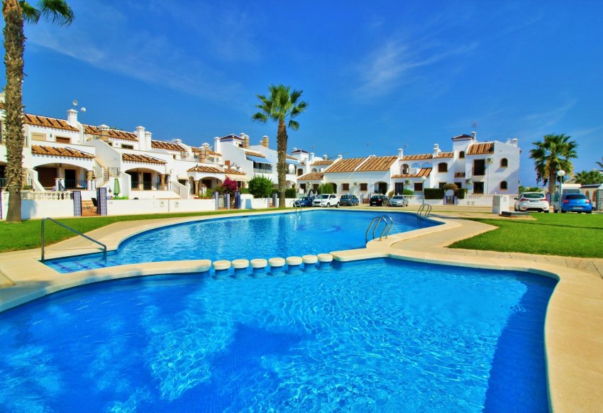 Reventa - Apartamento -
Villamartín - PAU 8