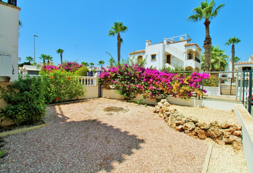 Reventa - Apartamento -
Villamartín - PAU 8