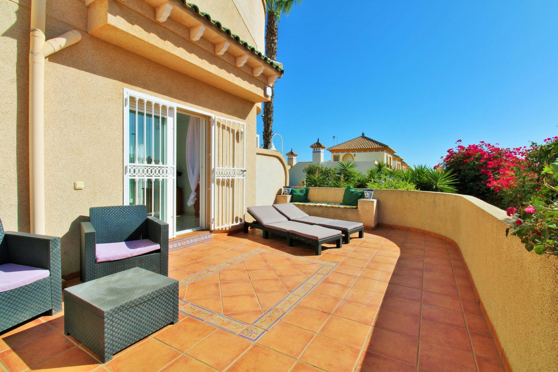 Reventa - Apartamento -
Villamartín - PAU 8