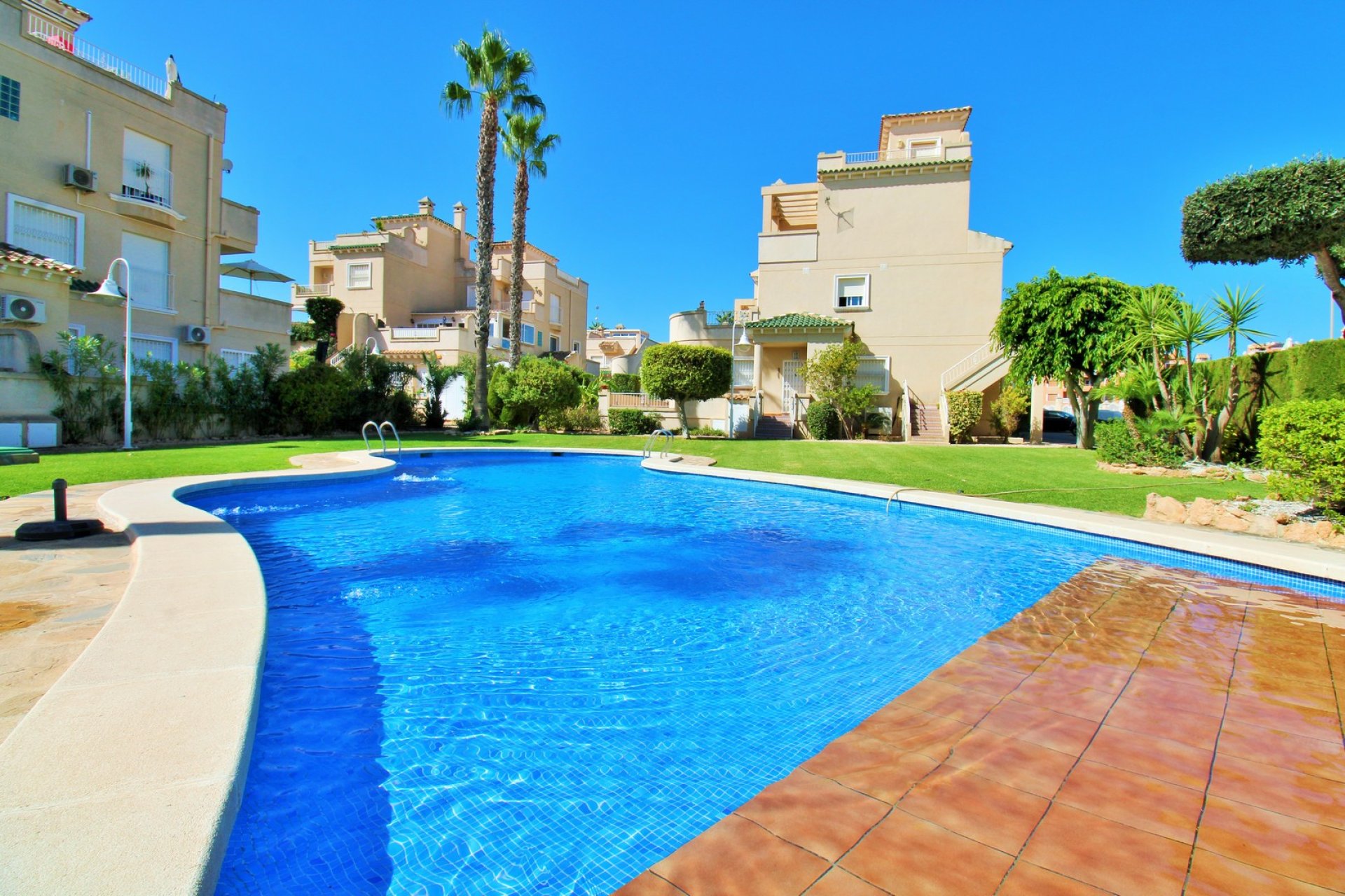 Reventa - Apartamento -
Villamartín - PAU 8