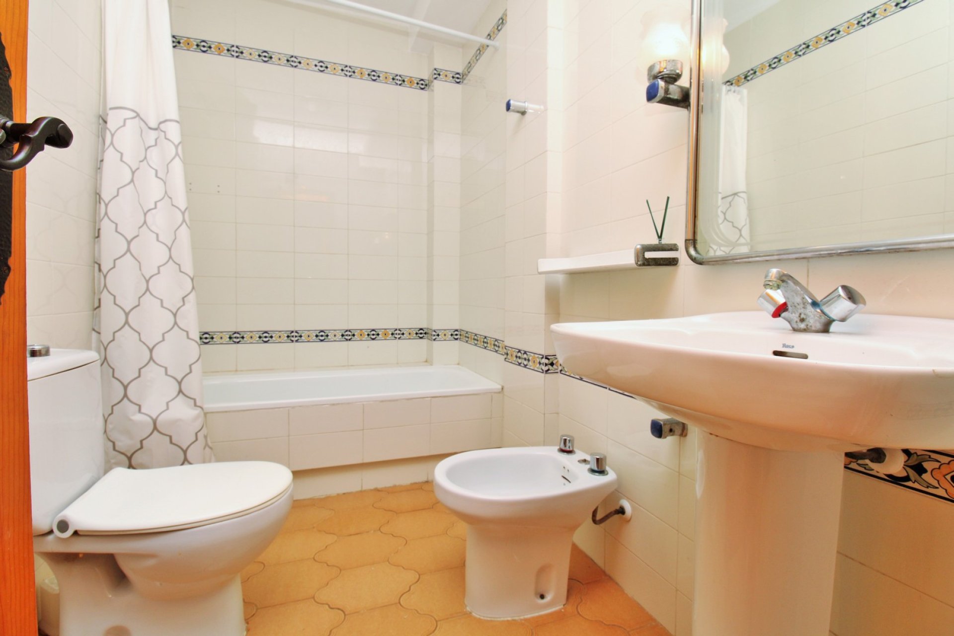 Reventa - Apartamento -
Villamartín - Villamartin