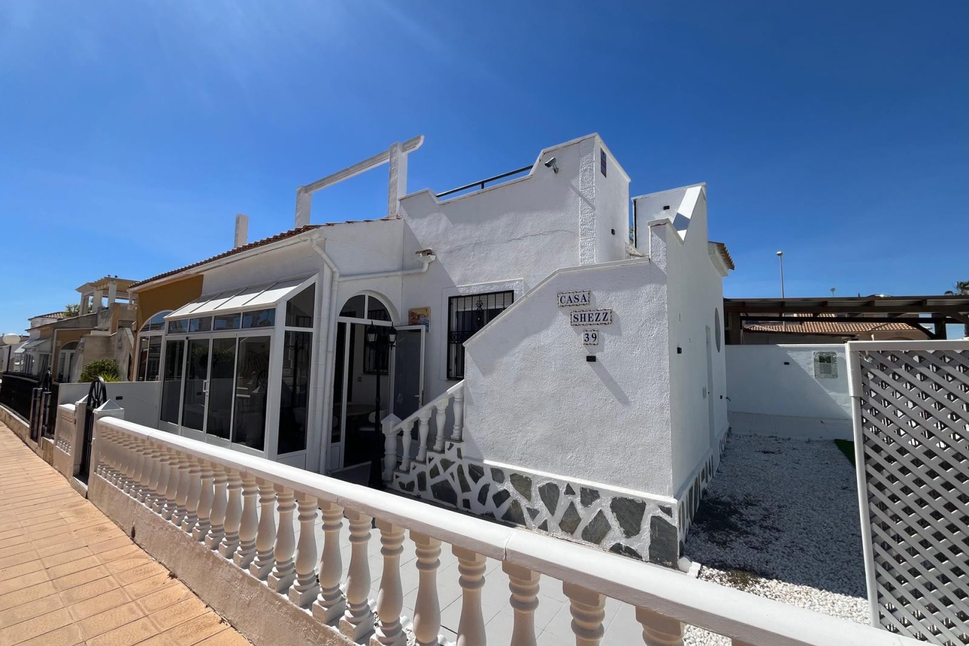 Reventa - Bungalow -
Punta Prima - Serena