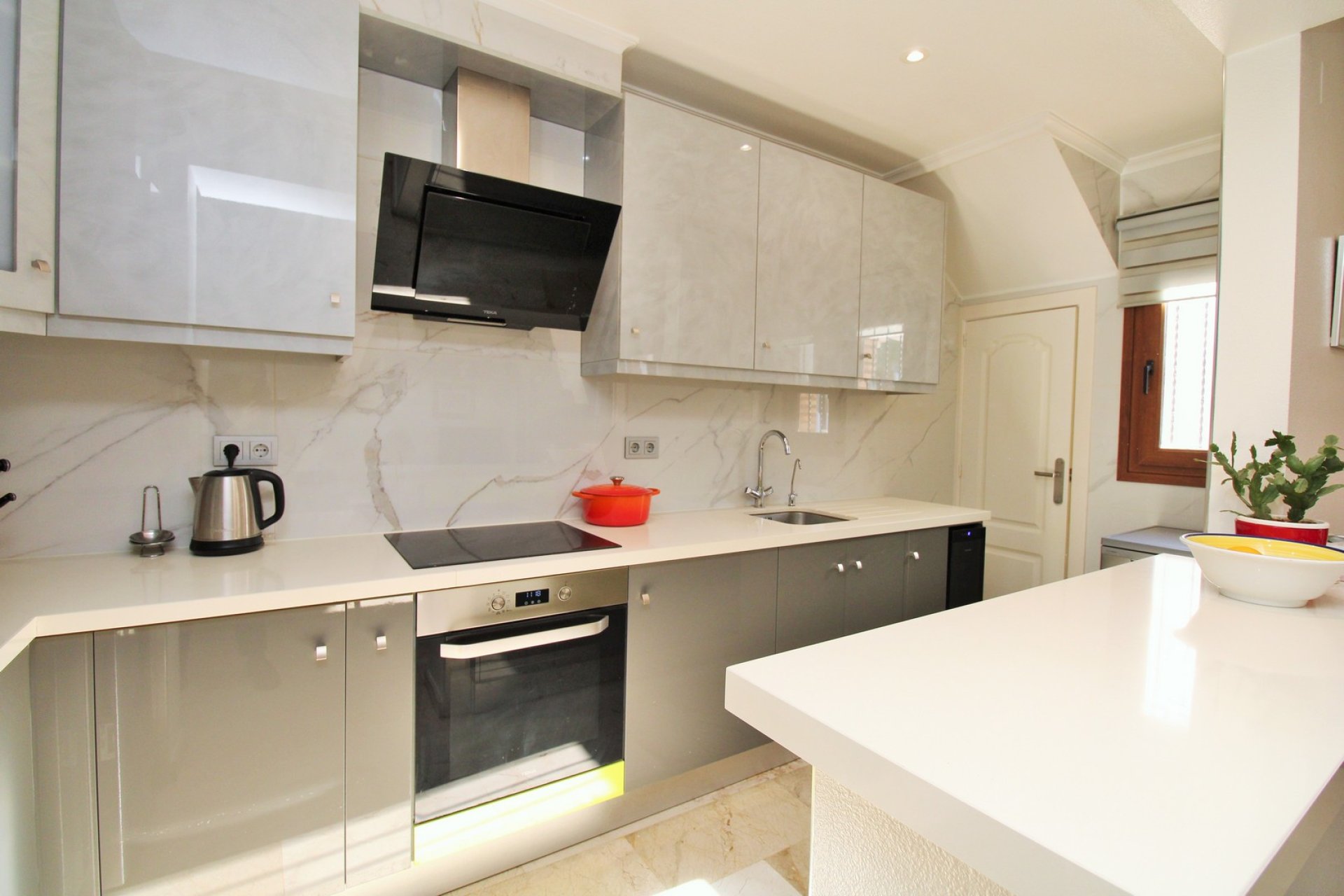 Reventa - Bungalow -
Villamartín - PAU 8