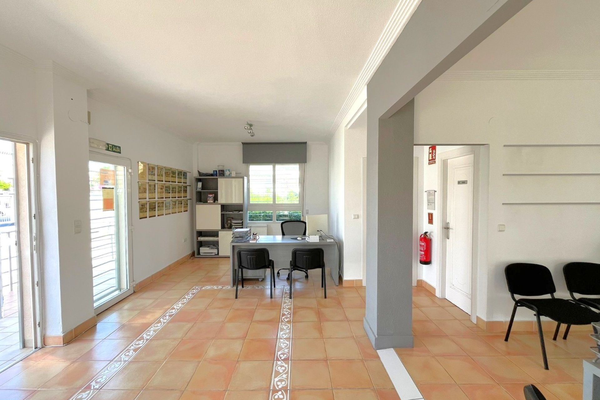 Reventa - Comercial -
Orihuela Costa - Playa Flamenca