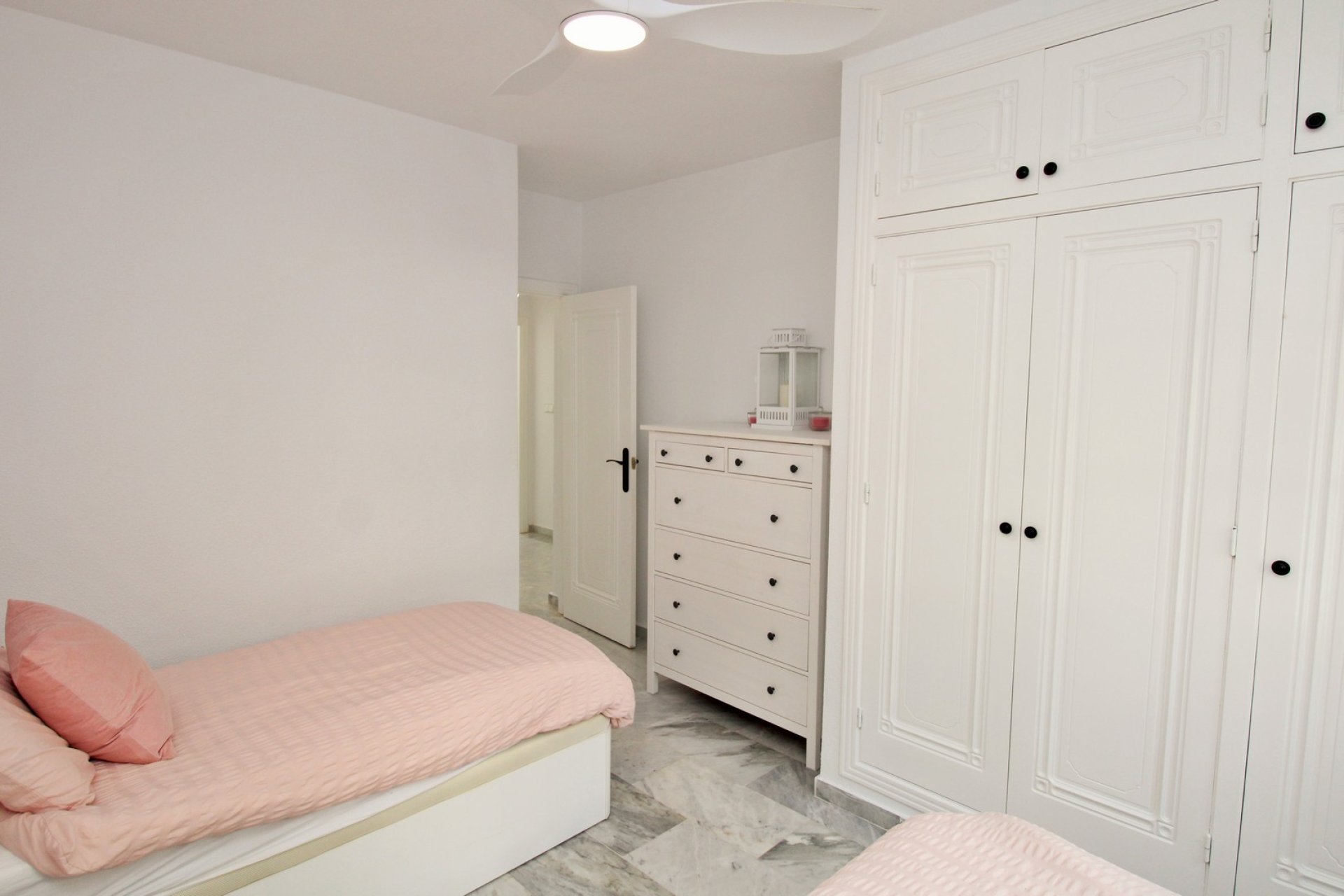 Reventa - Detached Villa -
Las Ramblas