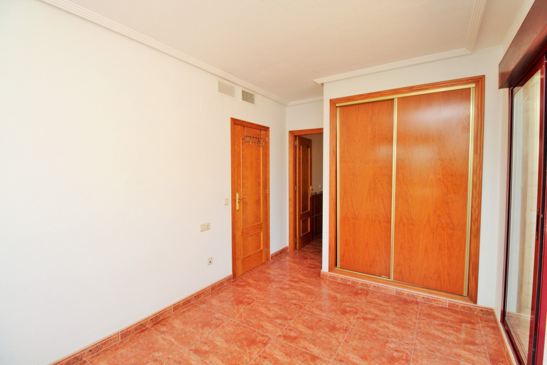 Reventa - Detached Villa -
Los Desamparados