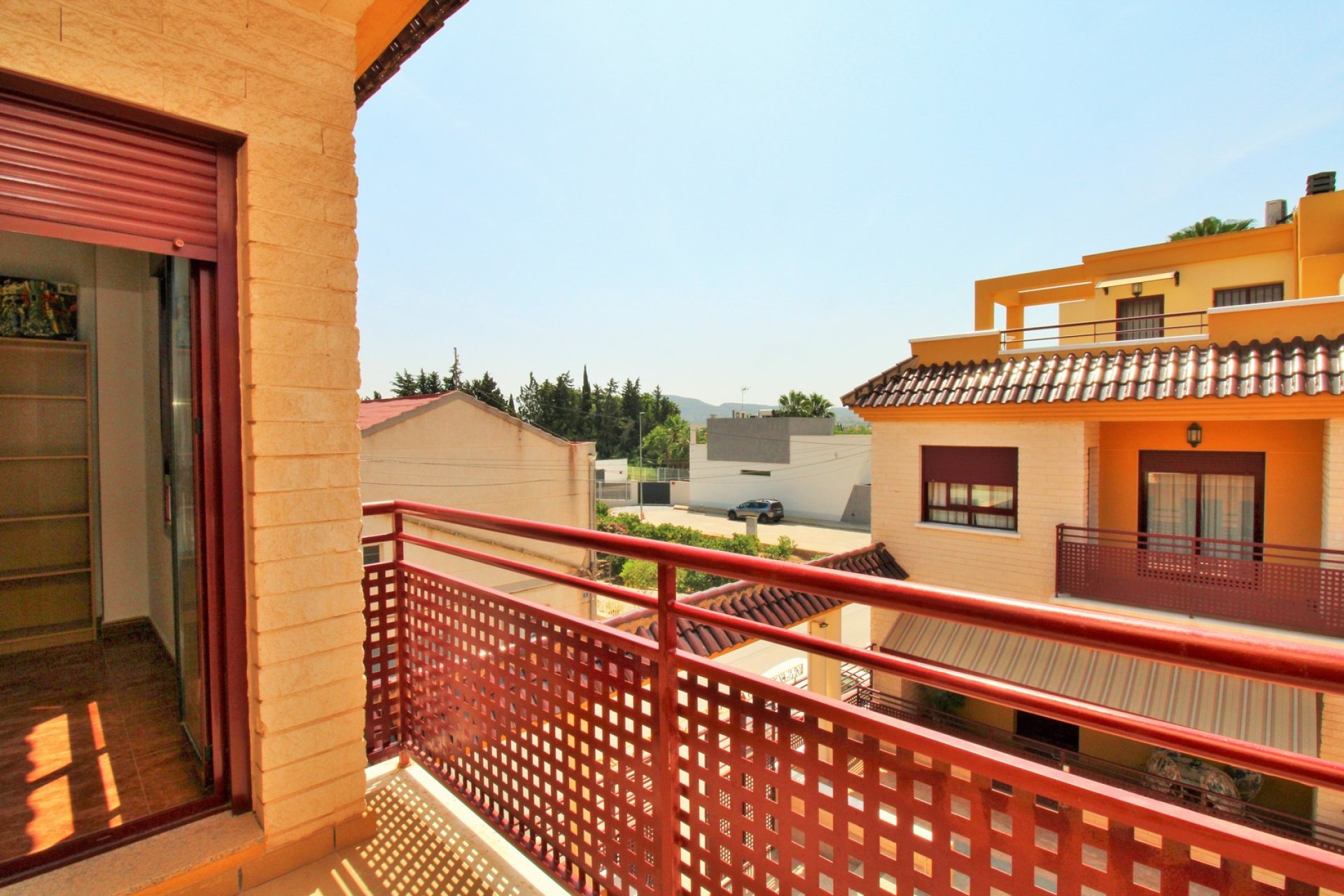 Reventa - Detached Villa -
Los Desamparados