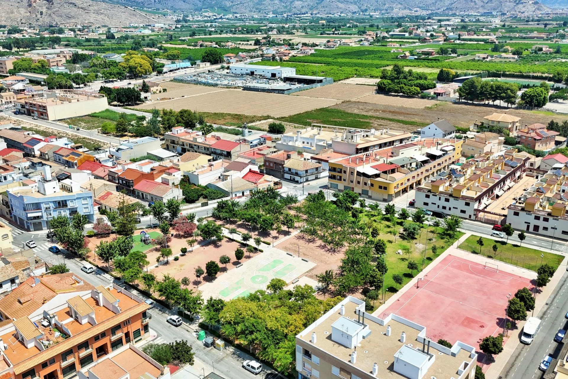 Reventa - Detached Villa -
Los Desamparados