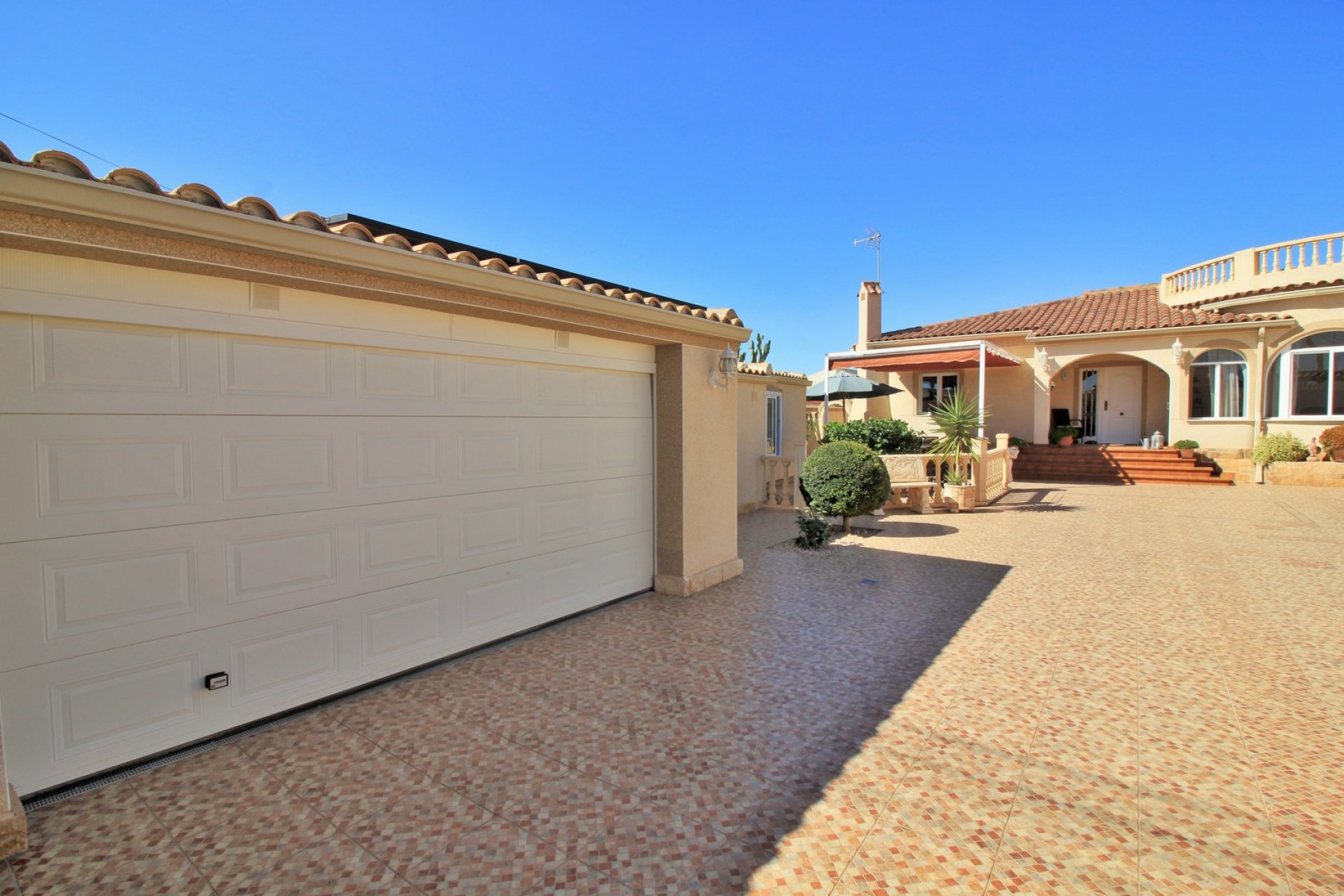 Reventa - Detached Villa -
Torrevieja - La Siesta