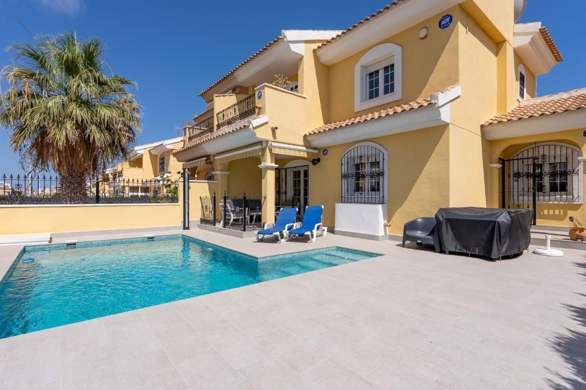 Reventa - Detached Villa -
Villamartín - Los Dolses