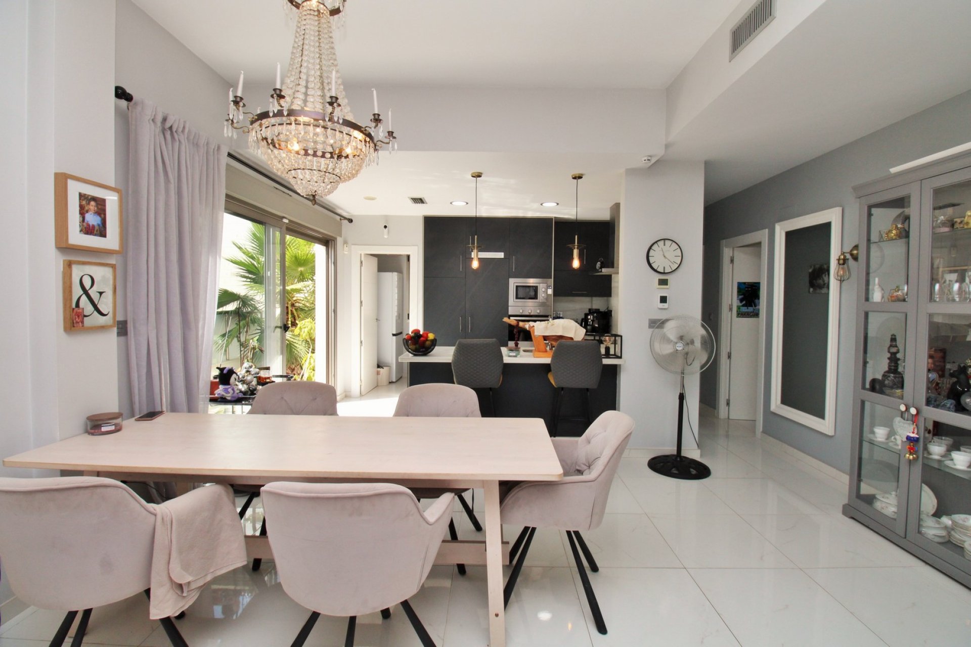 Reventa - Detached Villa -
Villamartín - Villamartin