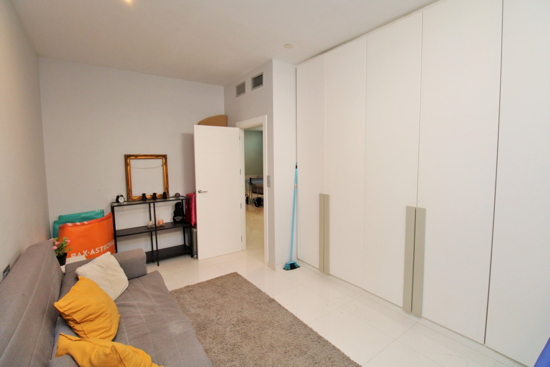 Reventa - Detached Villa -
Villamartín - Villamartin