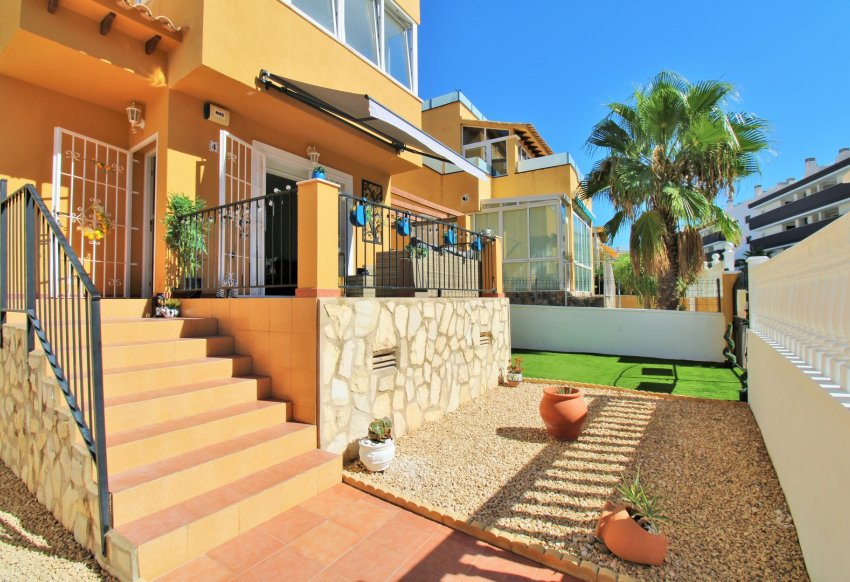 Reventa - Detached Villa -
Villamartín - Villamartin