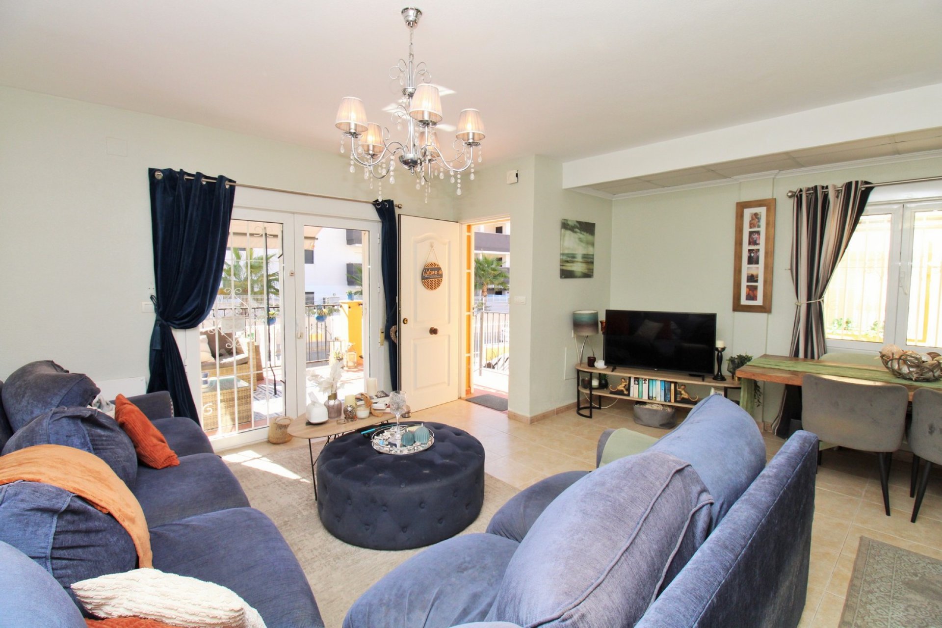 Reventa - Detached Villa -
Villamartín - Villamartin