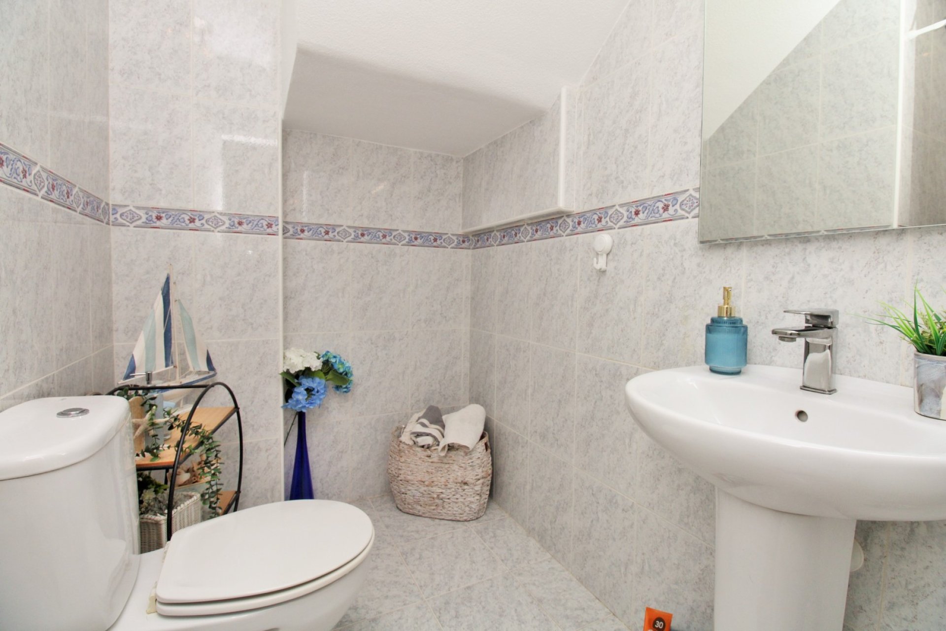 Reventa - Detached Villa -
Villamartín - Villamartin