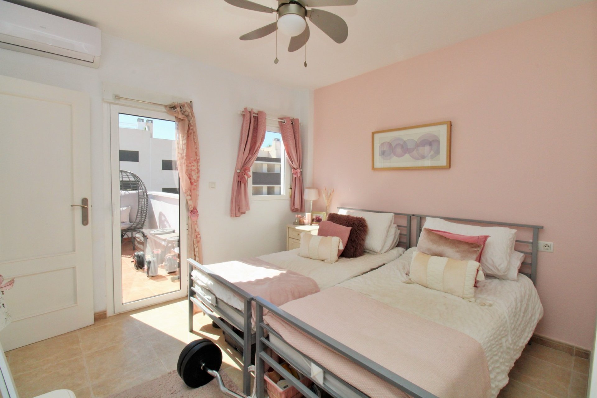 Reventa - Detached Villa -
Villamartín - Villamartin