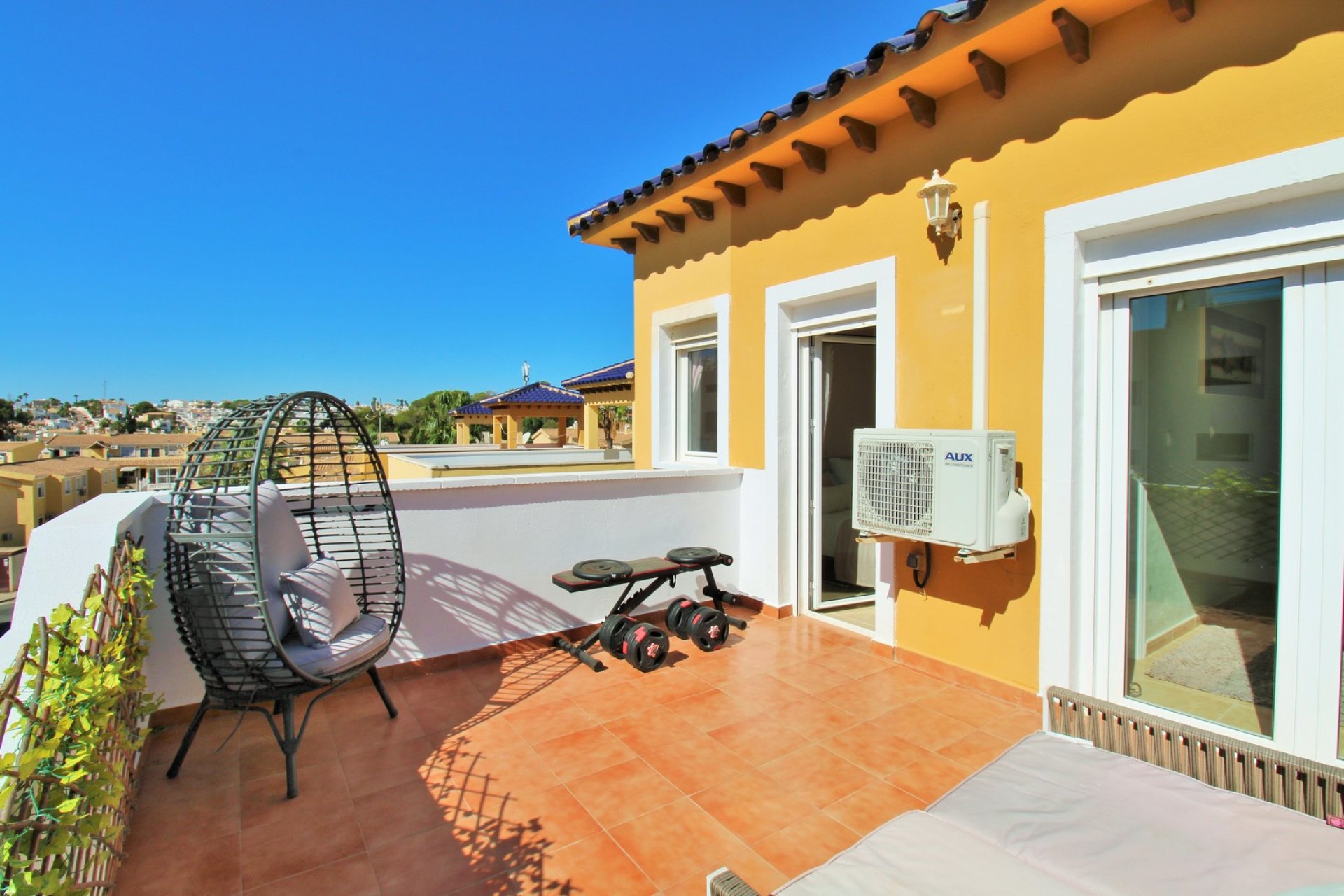 Reventa - Detached Villa -
Villamartín - Villamartin