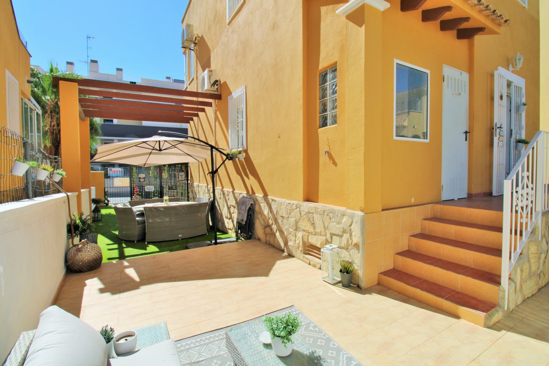 Reventa - Detached Villa -
Villamartín - Villamartin