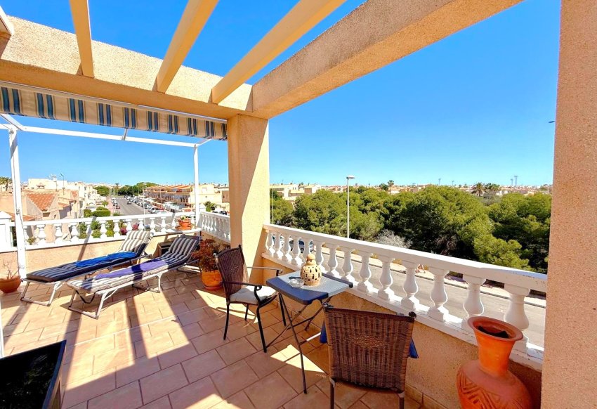 Reventa - Duplex -
Orihuela Costa - Playa Flamenca