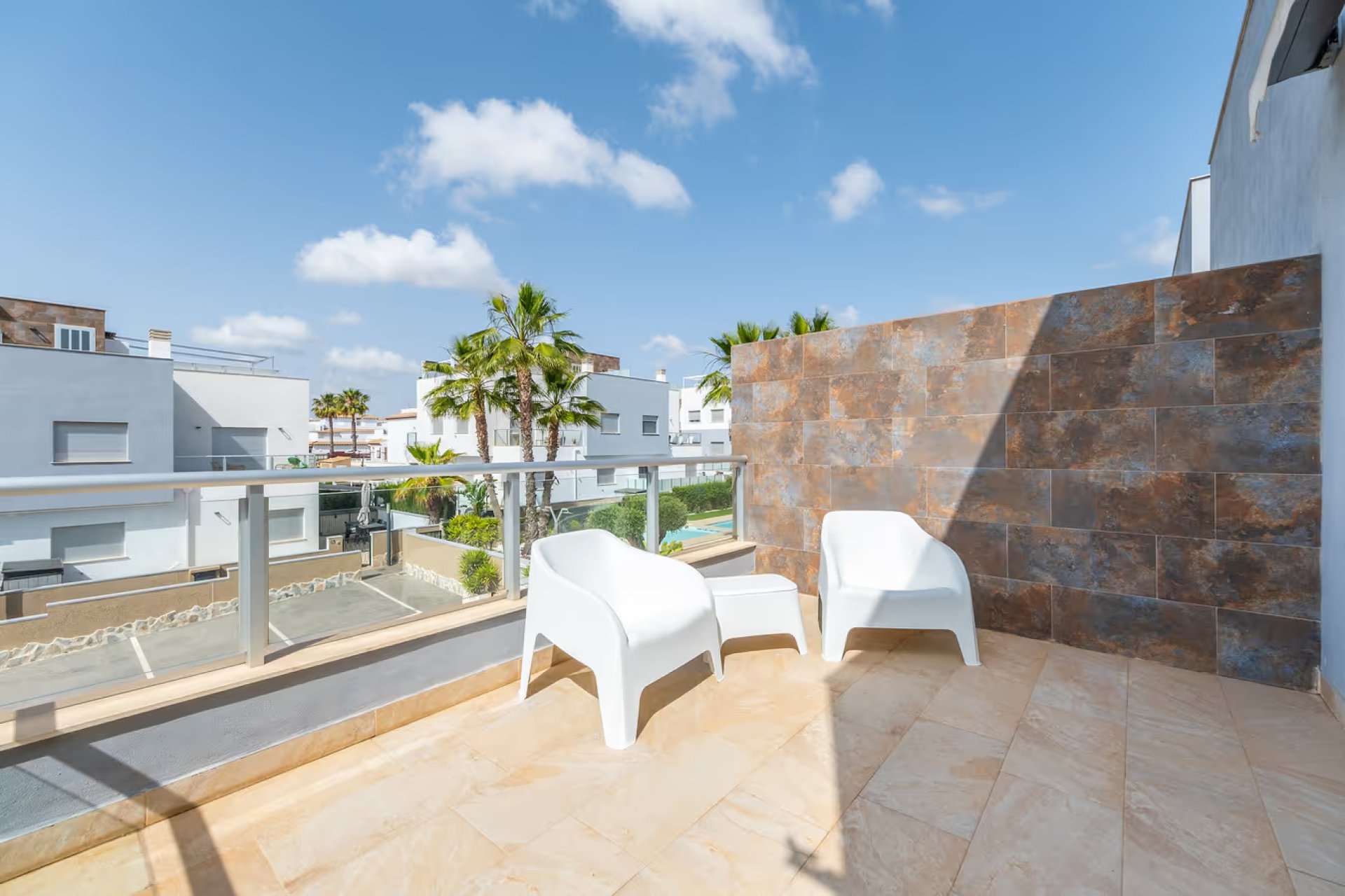Reventa - Semi Detached Villa -
Punta Prima - Marina Med